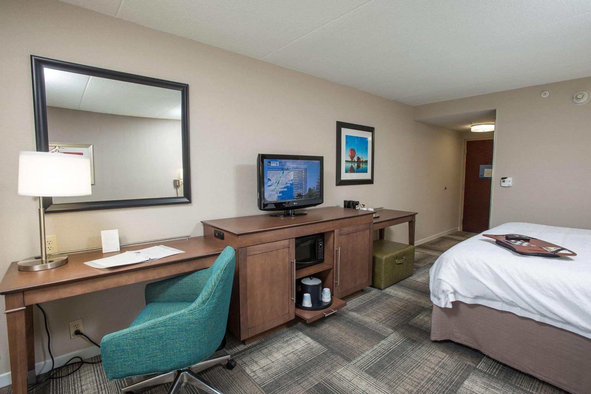 Hampton Inn & Suites Cincinnati-Union Centre West Chester Dış mekan fotoğraf